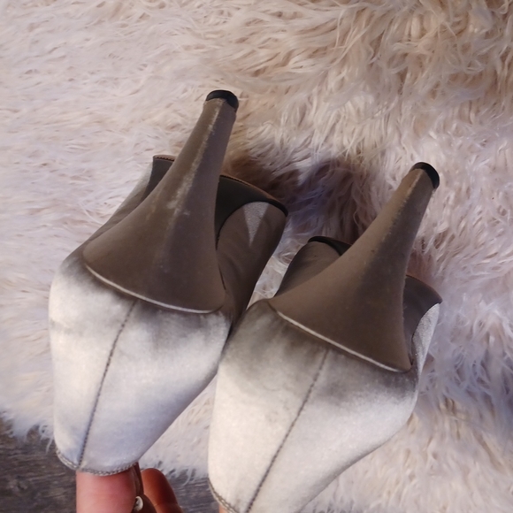 YSL vintage  satin  heels - Picture 5 of 15